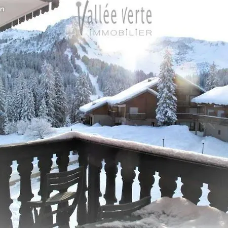 Au Pied Des Pistes Avec Vue Sur La Montagne Appartamento